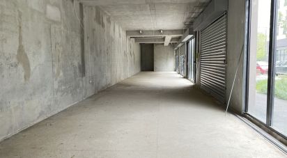 Local d'activités de 172 m² à Grigny (91350)