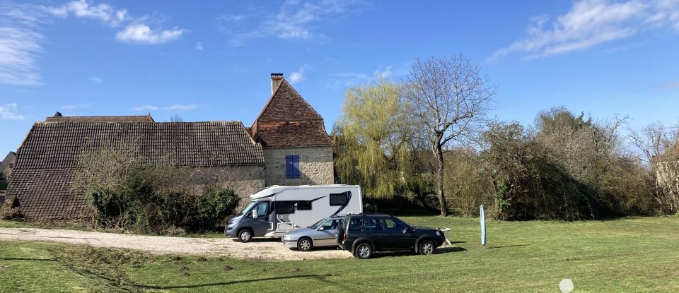 Maison 5 pièces de 110 m² à Soulomès (46240)