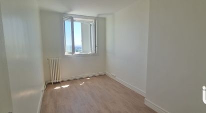 Apartment 5 rooms of 90 m² in Villiers-le-Bel (95400)