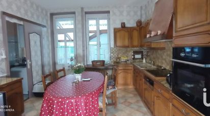 House 5 rooms of 87 m² in Hirson (02500)