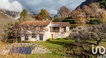 Traditional house 8 rooms of 216 m² in La Bollène-Vésubie (06450)