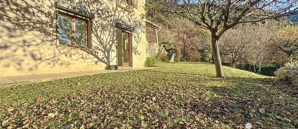 Traditional house 8 rooms of 216 m² in La Bollène-Vésubie (06450)