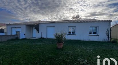 Pavilion 4 rooms of 112 m² in Thouars (79100)