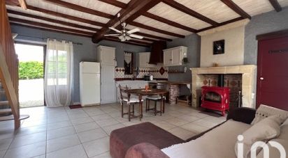 Village house 4 rooms of 91 m² in Thouars (79100)