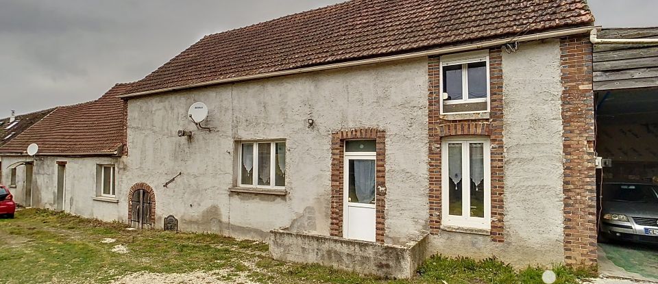 Longère 7 pièces de 207 m² à Les Bordes (89500)