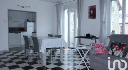 Maison 9 pièces de 190 m² à Langogne (48300)