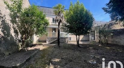 Town house 5 rooms of 163 m² in Thouars (79100)