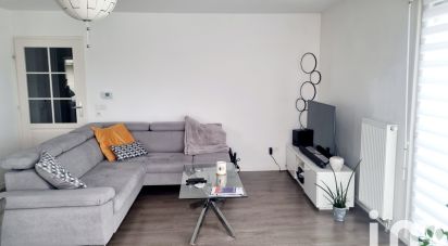 Apartment 3 rooms of 63 m² in La Chapelle-d'Armentières (59930)