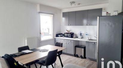 Apartment 3 rooms of 63 m² in La Chapelle-d'Armentières (59930)