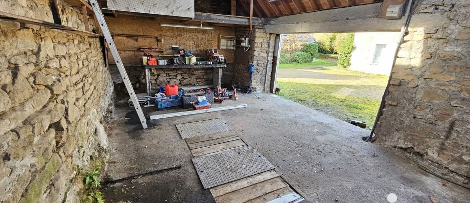 Maison de campagne 5 pièces de 92 m² à Guerlesquin (29650)