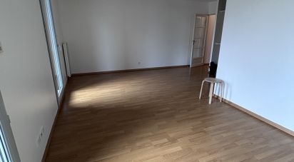 Apartment 3 rooms of 68 m² in Chartres (28000)