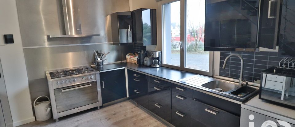 Maison 5 pièces de 113 m² à Morlaix (29600)