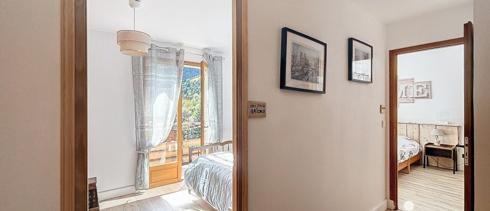 Châlet 7 pièces de 182 m² à Saint-Martin-Vésubie (06450)