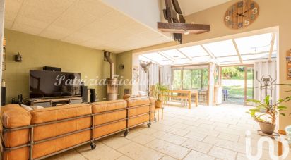 Traditional house 7 rooms of 165 m² in Saulx-les-Chartreux (91160)