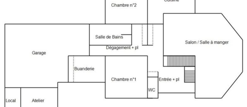 Maison traditionnelle 7 pièces de 195 m² à Basse-Goulaine (44115)