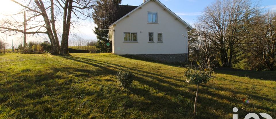 Country house 7 rooms of 180 m² in Ladignac-sur-Rondelles (19150)