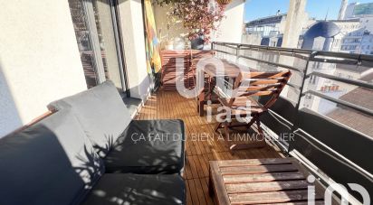 Apartment 3 rooms of 77 m² in Puteaux (92800)