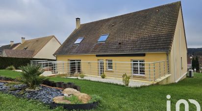 Traditional house 5 rooms of 157 m² in Saint-Mars-d'Outillé (72220)