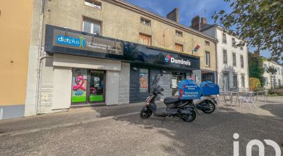 Immeuble de 40 m² à Saint-Berthevin (53940)