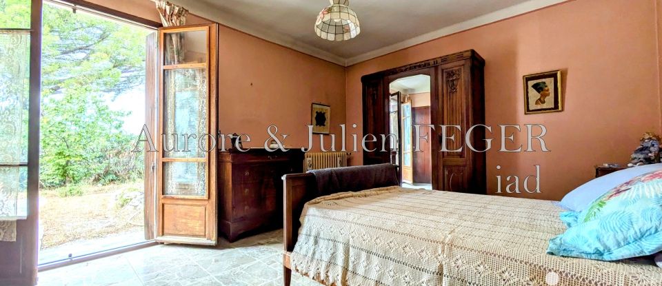 Traditional house 8 rooms of 242 m² in Trouillas (66300)