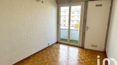 Appartement 4 pièces de 77 m² à Saint-Fargeau-Ponthierry (77310)