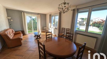 House 4 rooms of 94 m² in Saint-Denis-de-Pile (33910)