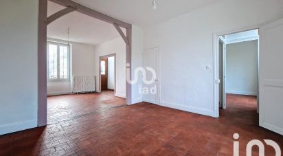 Traditional house 5 rooms of 105 m² in Vierzon (18100)