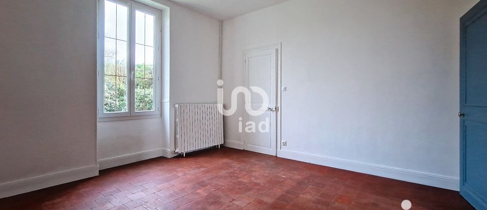 Traditional house 5 rooms of 105 m² in Vierzon (18100)