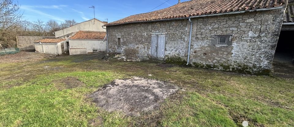 Maison de campagne 3 pièces de 75 m² à Saint-Aubin-le-Cloud (79450)