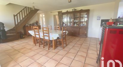 Country house 6 rooms of 161 m² in Saint-Sulpice-en-Pareds (85410)