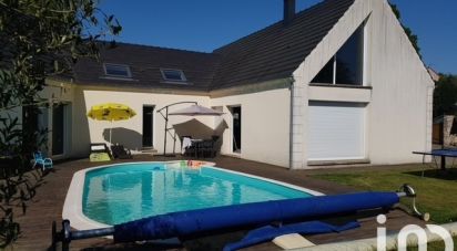 Pavilion 8 rooms of 230 m² in Chaumont-en-Vexin (60240)