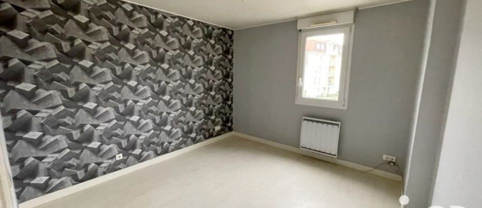 Appartement 4 pièces de 93 m² à Arras (62000)