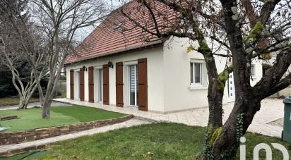 Traditional house 5 rooms of 132 m² in Villiers-sur-Marne (94350)