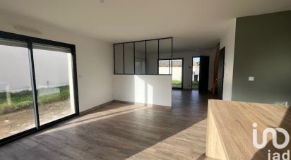 Maison 5 pièces de 115 m² à Parempuyre (33290)