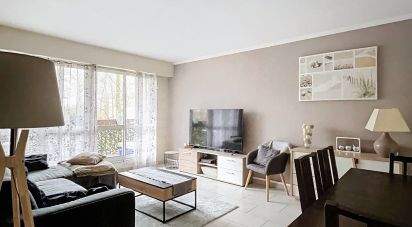 Apartment 3 rooms of 69 m² in Évry (91000)