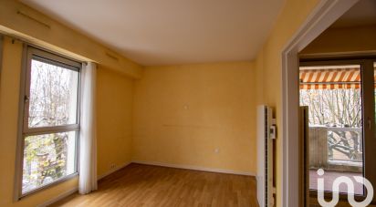 Apartment 3 rooms of 79 m² in Fontainebleau (77300)