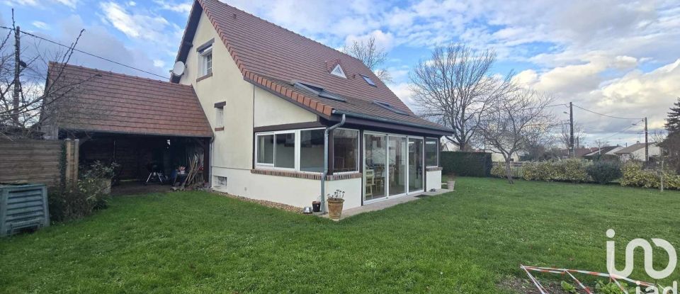 Traditional house 5 rooms of 107 m² in La Ferté-Saint-Aubin (45240)