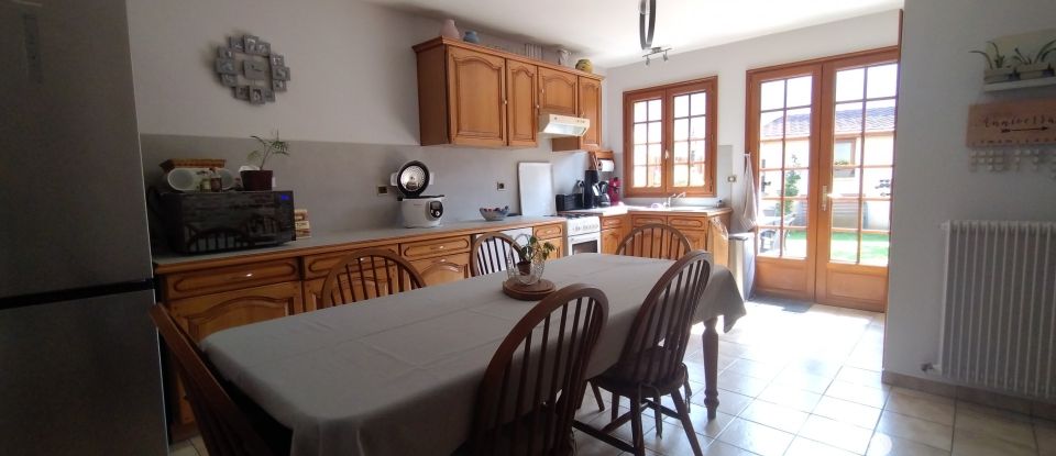 Town house 4 rooms of 90 m² in Le Petit-Quevilly (76140)