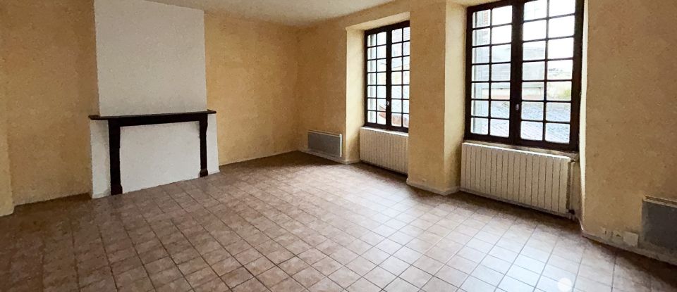 Immeuble de 202 m² à Saint-Léonard-de-Noblat (87400)