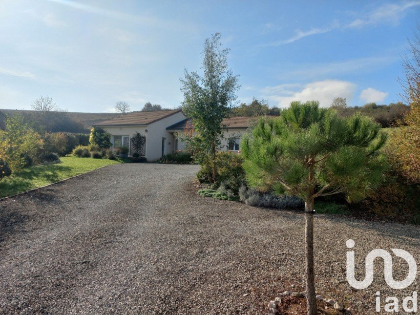 Maison traditionnelle 5 pièces de 131 m² à Nolay (21340)