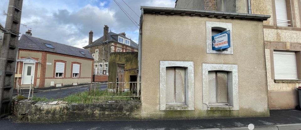 Maison 4 pièces de 42 m² à Bogny-sur-Meuse (08120)