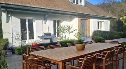 House 5 rooms of 150 m² in Fontaine-le-Bourg (76690)