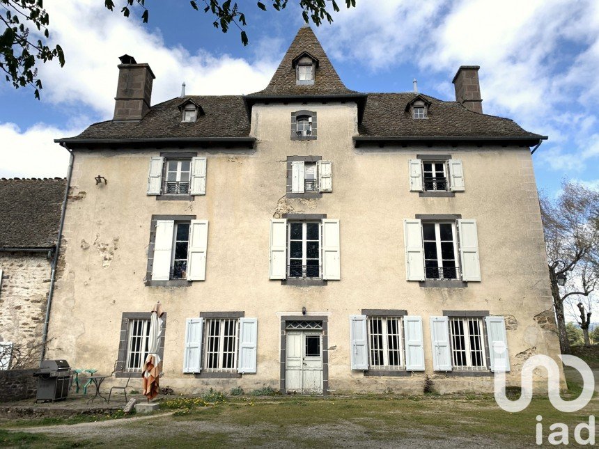 Estate 16 rooms of 470 m² in Anglards-de-Saint-Flour (15100)