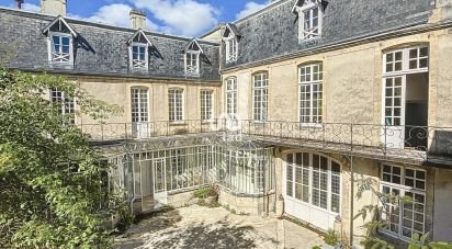 Demeure 17 pièces de 416 m² à Bayeux (14400)