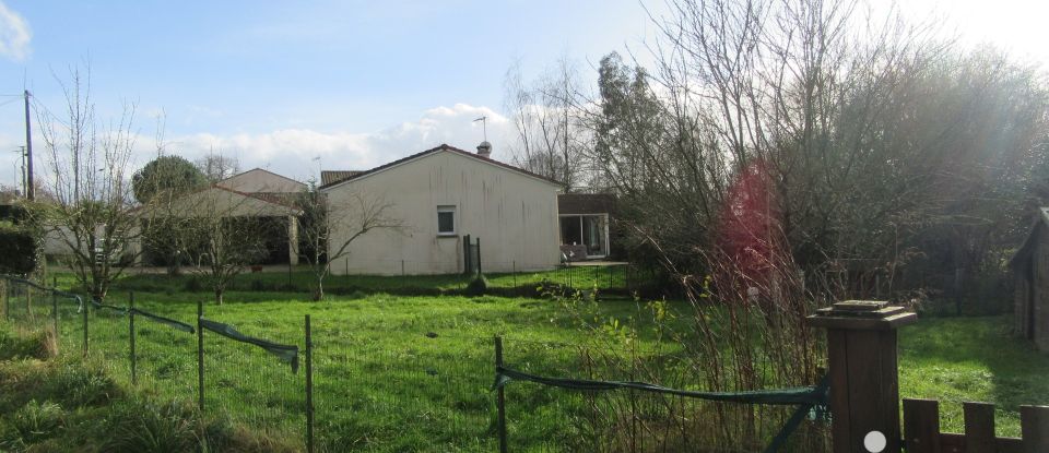 Pavillon 5 pièces de 124 m² à Bressuire (79300)