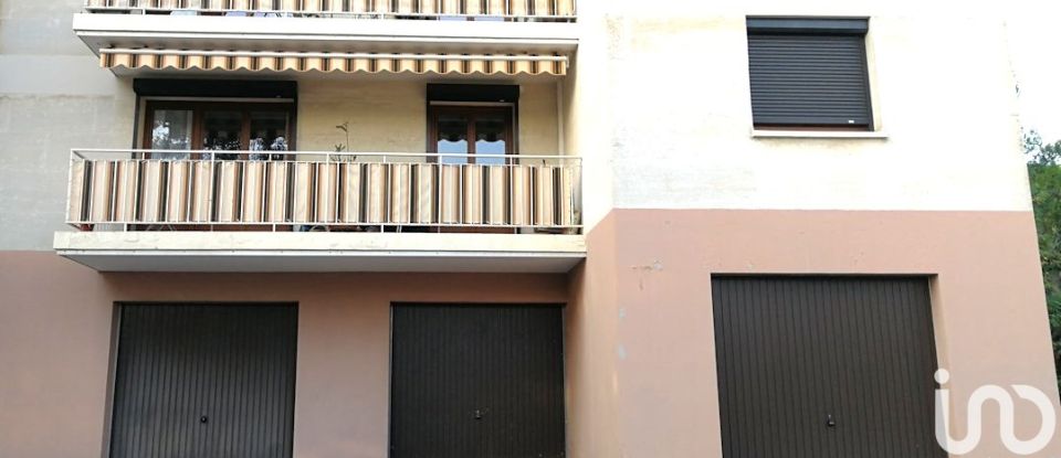 Apartment 5 rooms of 94 m² in Salon-de-Provence (13300)