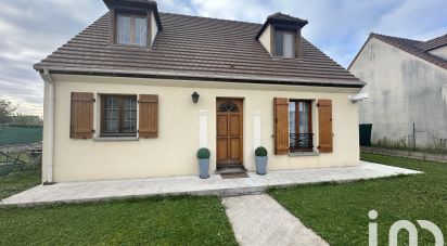 Maison traditionnelle 5 pièces de 99 m² à Vaux-le-Pénil (77000)