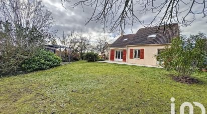 House 6 rooms of 155 m² in Vaux-sur-Seine (78740)