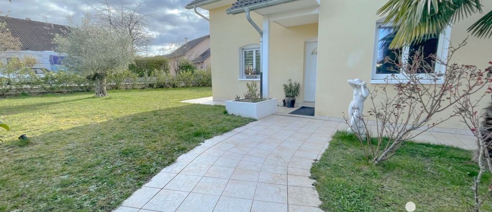 Maison 7 pièces de 179 m² à Valleiry (74520)