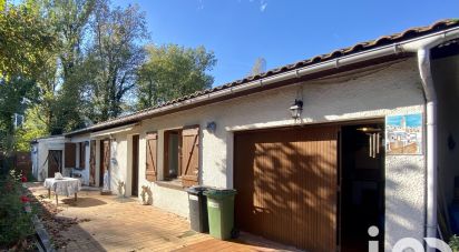 Traditional house 1 room of 77 m² in Lormont (33310)